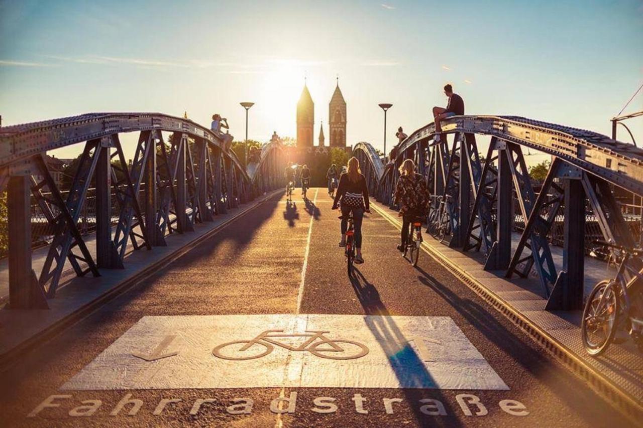 Boutique Apartment Am Bahnhof Freiburg im Breisgau Eksteriør billede